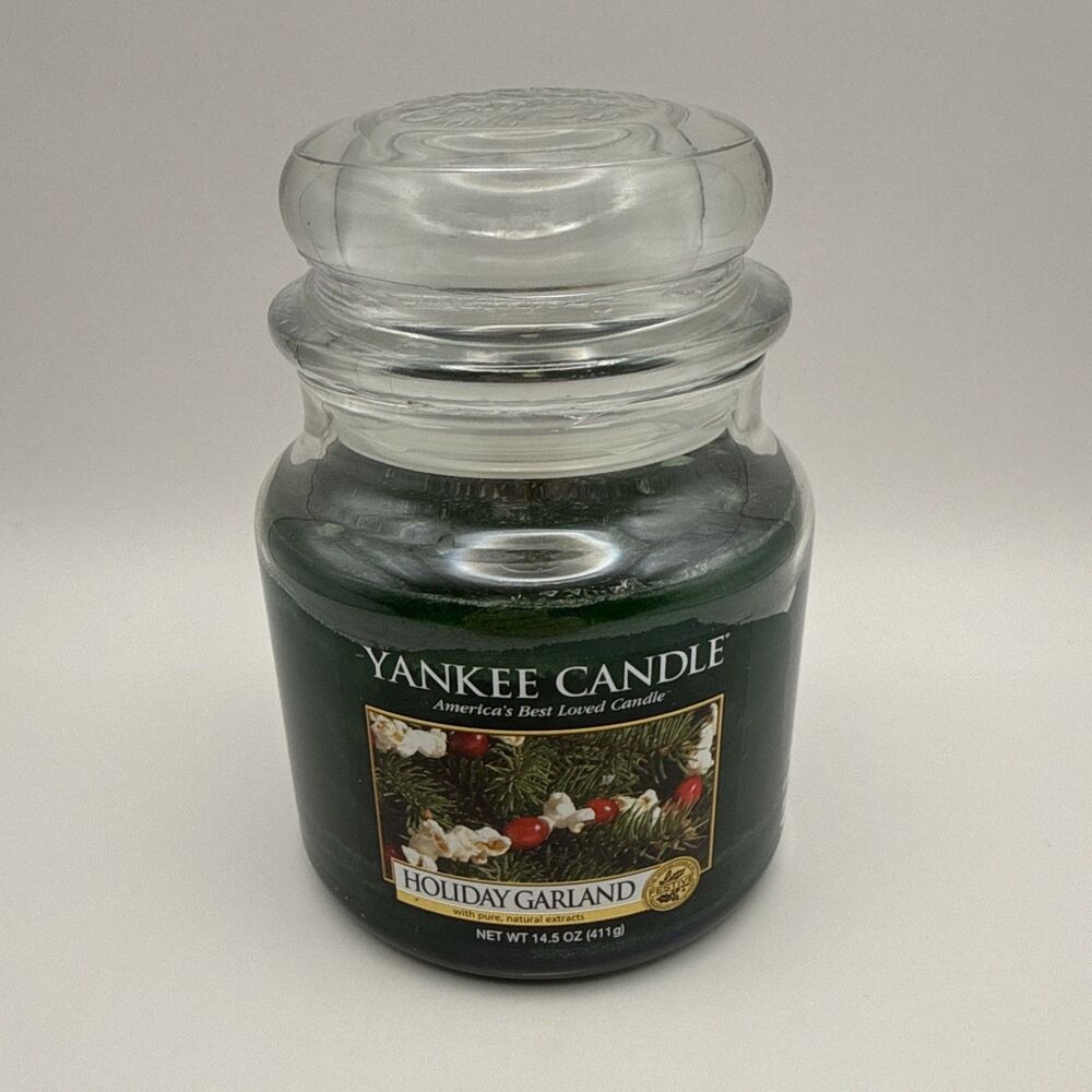 Yankee Candle Holiday Garland 14.5 Oz Large Jar Candle Retired Scent New Opened
